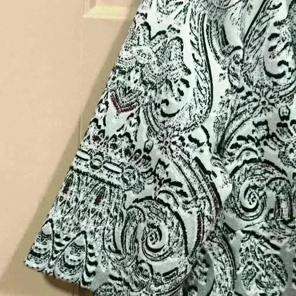 Maggy London Ombré Paisley Print Dress Size 6 - Picture 3 of 7